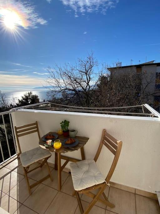 Captain'S Home **** Opatija Exteriör bild