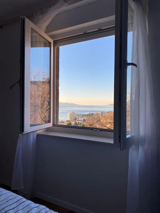 Captain'S Home **** Opatija Exteriör bild