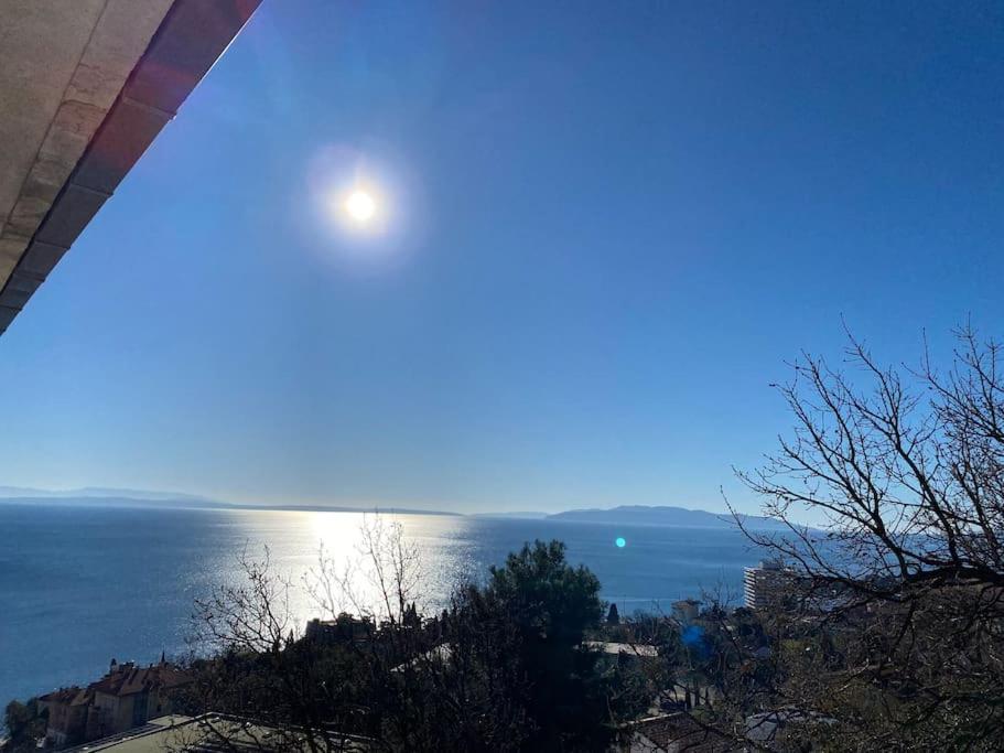 Captain'S Home **** Opatija Exteriör bild